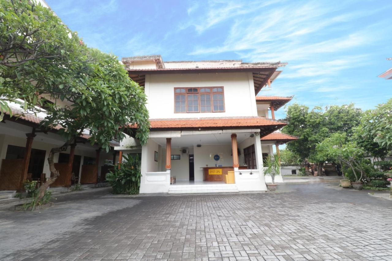 Spot On 2426 Aget Jaya Ii Hotel 2*